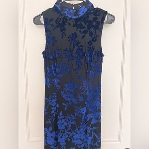 Lulus formal velvet blue and black dress size Medium (6/8)